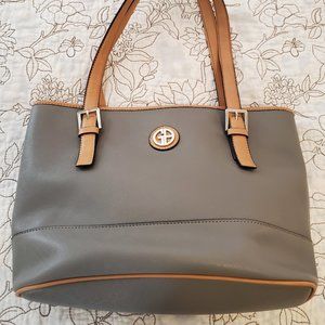 Gianni Bini Shoulder Bag